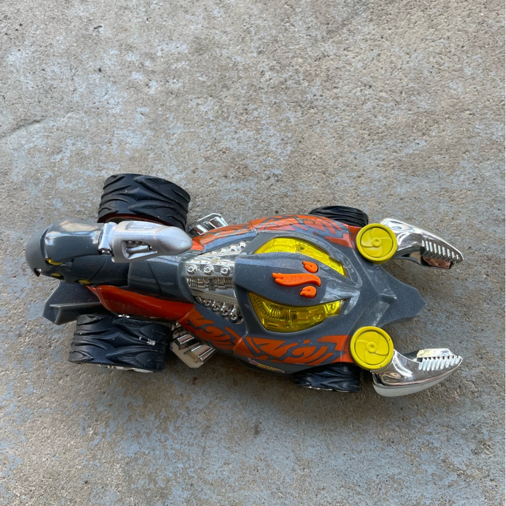 Hot Wheels battery operated scorpion kids toy